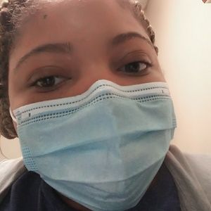 Meet your Posher, Erineese